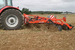 Kuhn’s new Cultimer 300 stubble cultivator