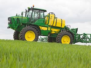 John Deere 5430i self-propelled sprayer