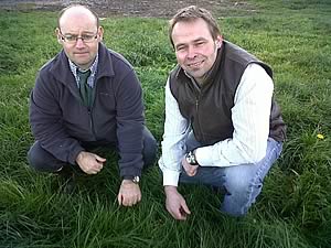 Rhidian Jones from SAC  and Simon Bainbridge of Donkin Rigg Monitor Farm