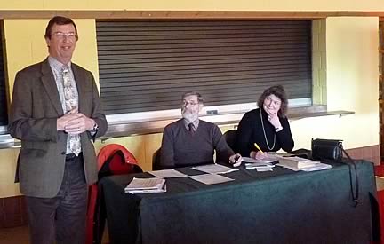 Professor E Wynne Jones OBE, NSA Cymru Chairman David Pittendeigh and Helen Davies