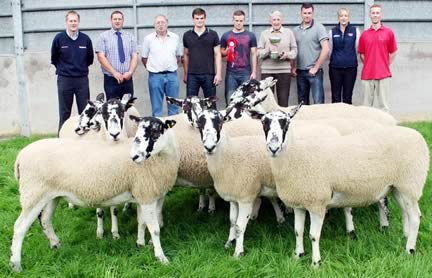 Pictured at Skipton Auction Mart with the first prize Mule gimmer shearlings are, from left, Townson Bros’ Mike Redfern, JG Animal Health’s Robert Garth, Top Tags’ Piers Holmes-Smith, exhibitors William and James Hall, trophy presenter James Boothman, co-judge Andrew Bradley, Carrs Billington’s Rebecca Lambert and JACS’ Gavin Haworth.