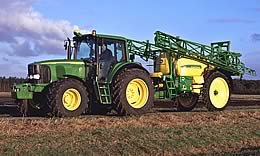 John Deere's new sprayers