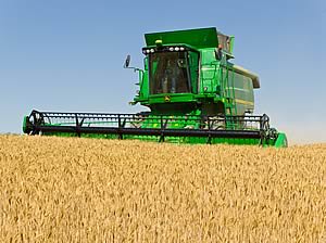 John Deere W550i HillMaster combine