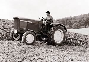 John Deere 500 tractor at work in 1960.