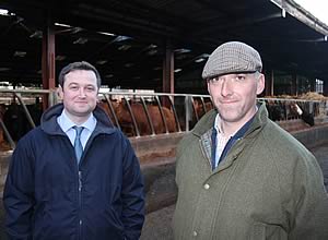 SAC Consulting&rsquo;s Richard Jeffreys with  Lilburn Estate Farm Manager Dominic Naylor