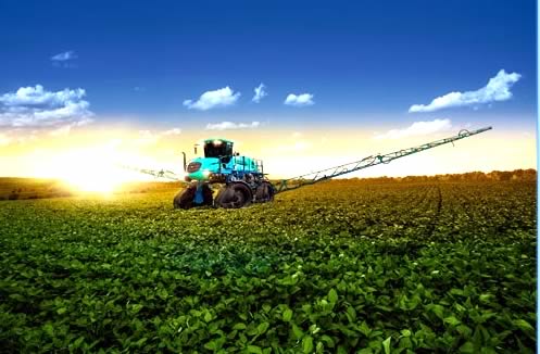 Montana self-propelled sprayer