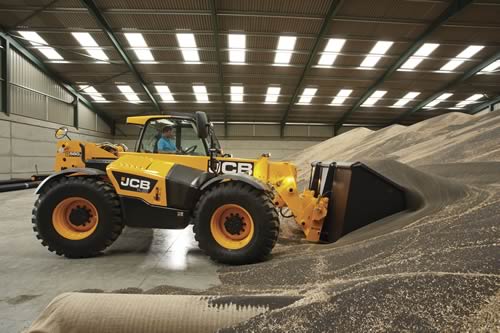 JCB achieved the third highest profit in its history in 2013