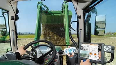 Variotronic IM: excellent teamwork between the tractor and implement