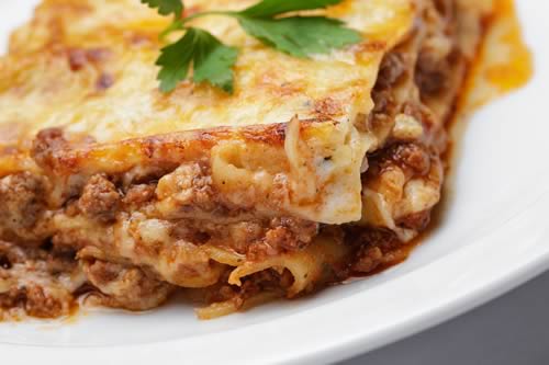 Recent food fraud cases have made consumers suspicious. A growing number want to know from which country meat in processed food comes