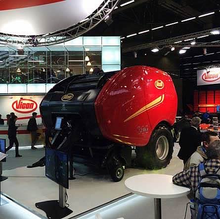 The new Vicon FastBale non-stop baler wrapper combination