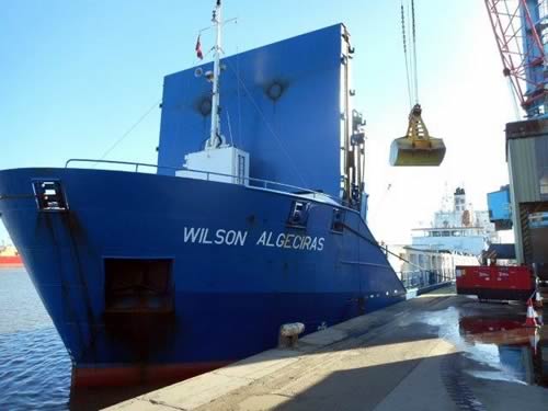 The first cargo into the UK of the world’s most advanced stabilised nitrogen fertiliser has been unloaded at Immingham.