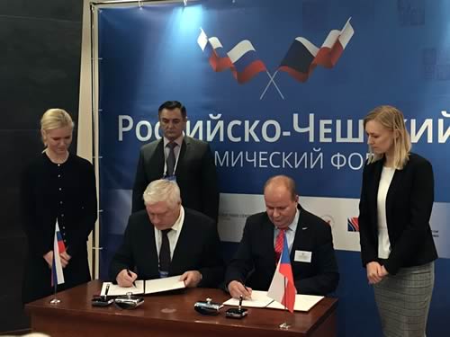 Signing the Memorandum